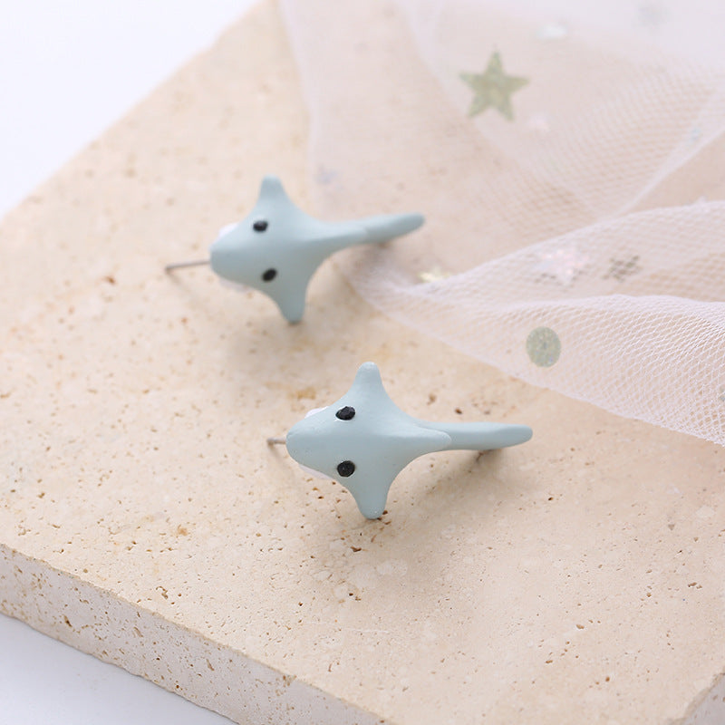 Mini Animal Stud Earrings – Gray Whale