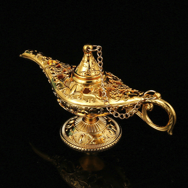 Arabian-Style Decorative Wish Lamp – Gold